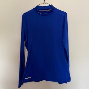 Women’s Under Armour cold gear mock